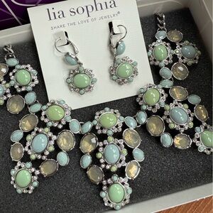 NIB Lia Sophia “Fondant” necklace & earring set